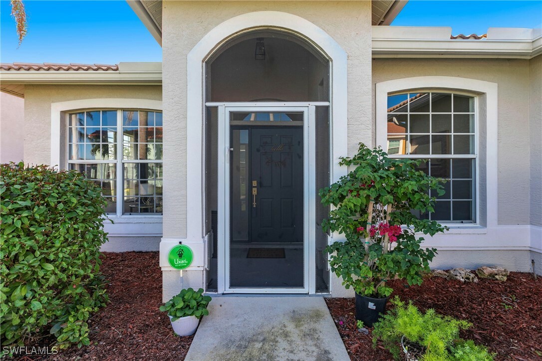 Property Photo: 11144 Lakeland Circle FL 33913