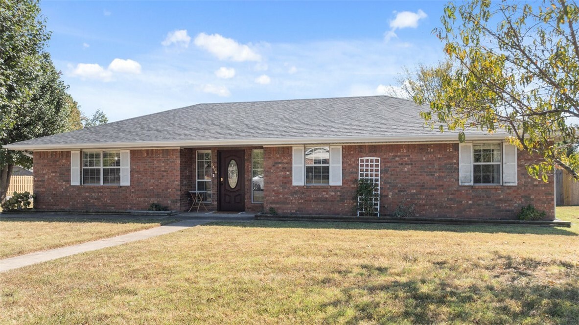 Property Photo:  1414 W Centennial Drive  AR 72758 