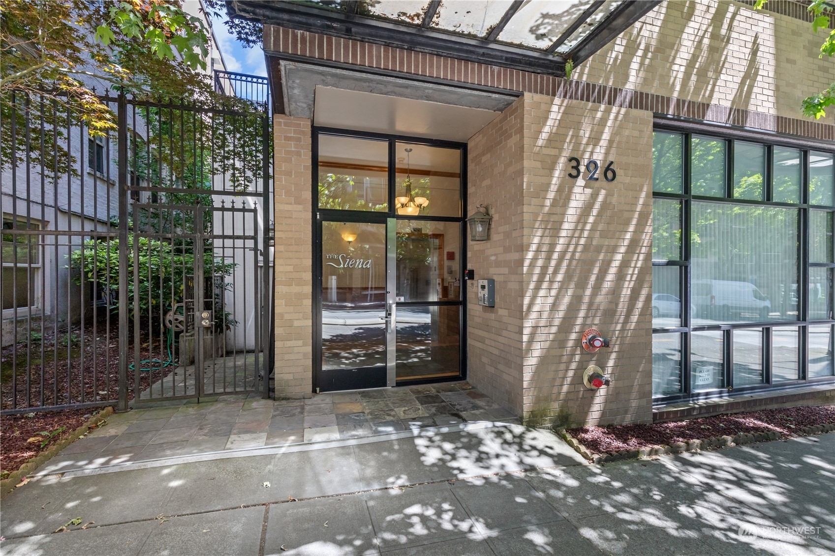 Property Photo:  326  Queen Anne Avenue N 303  WA 98109 