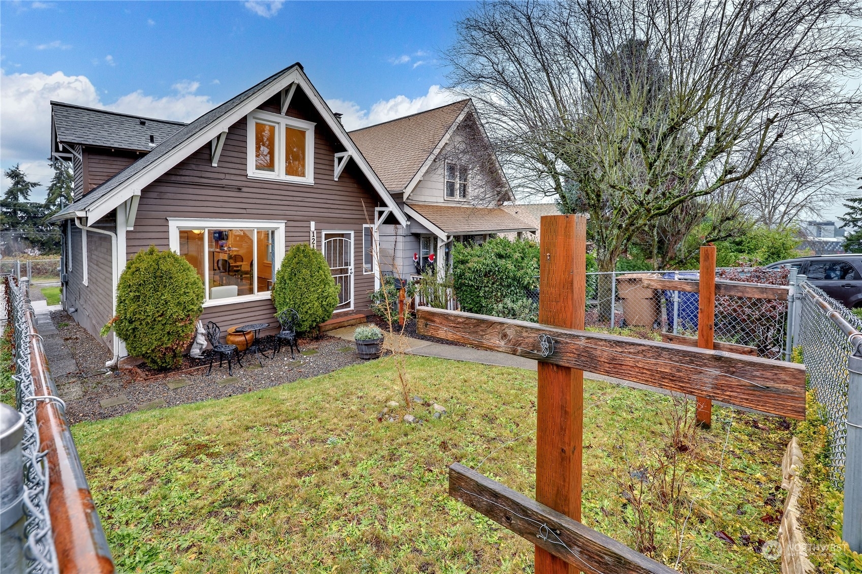 Property Photo:  1215 E 29th Street  WA 98404 