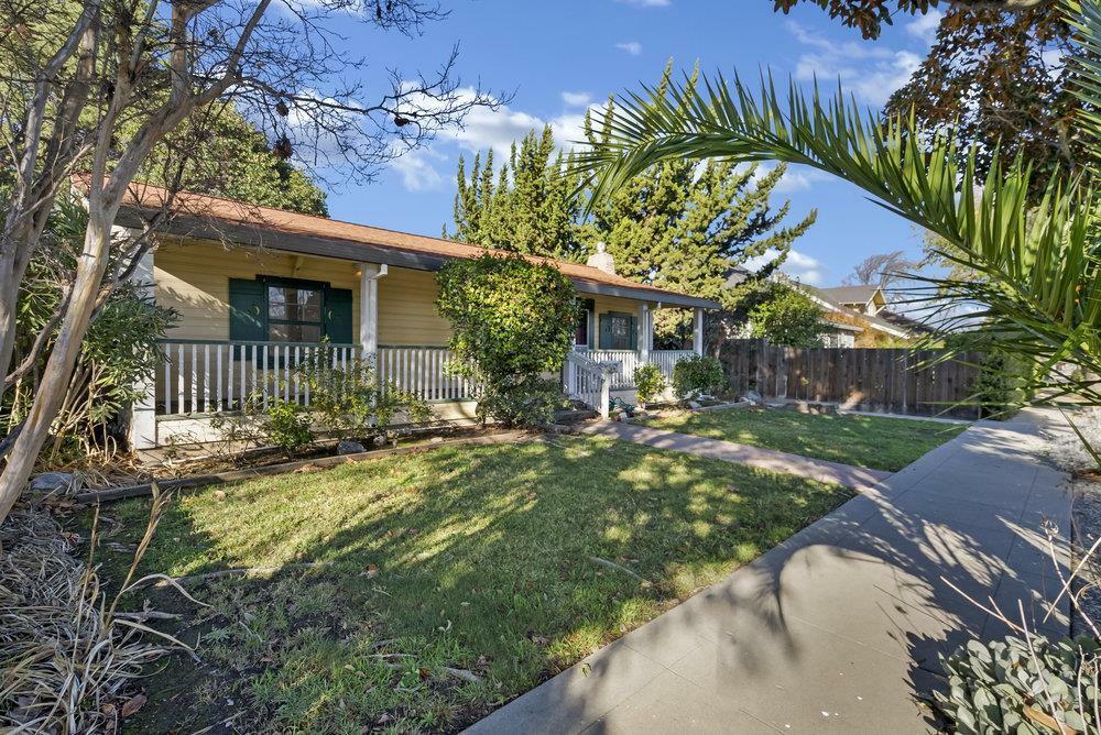 Property Photo:  1146 Prune Street  CA 95023 