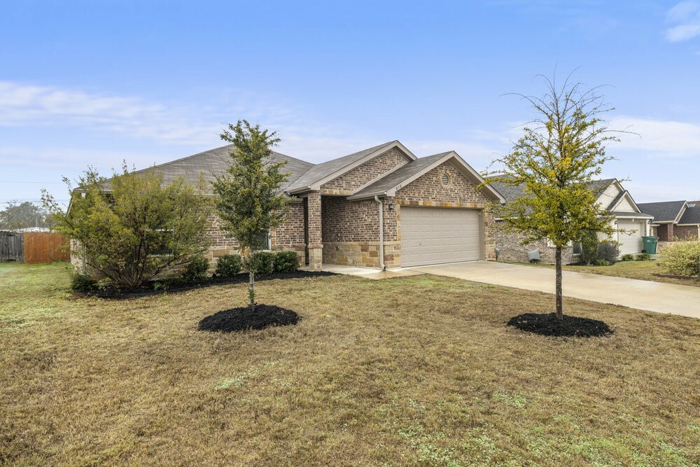 Property Photo:  816 Damascus Drive  TX 76513 