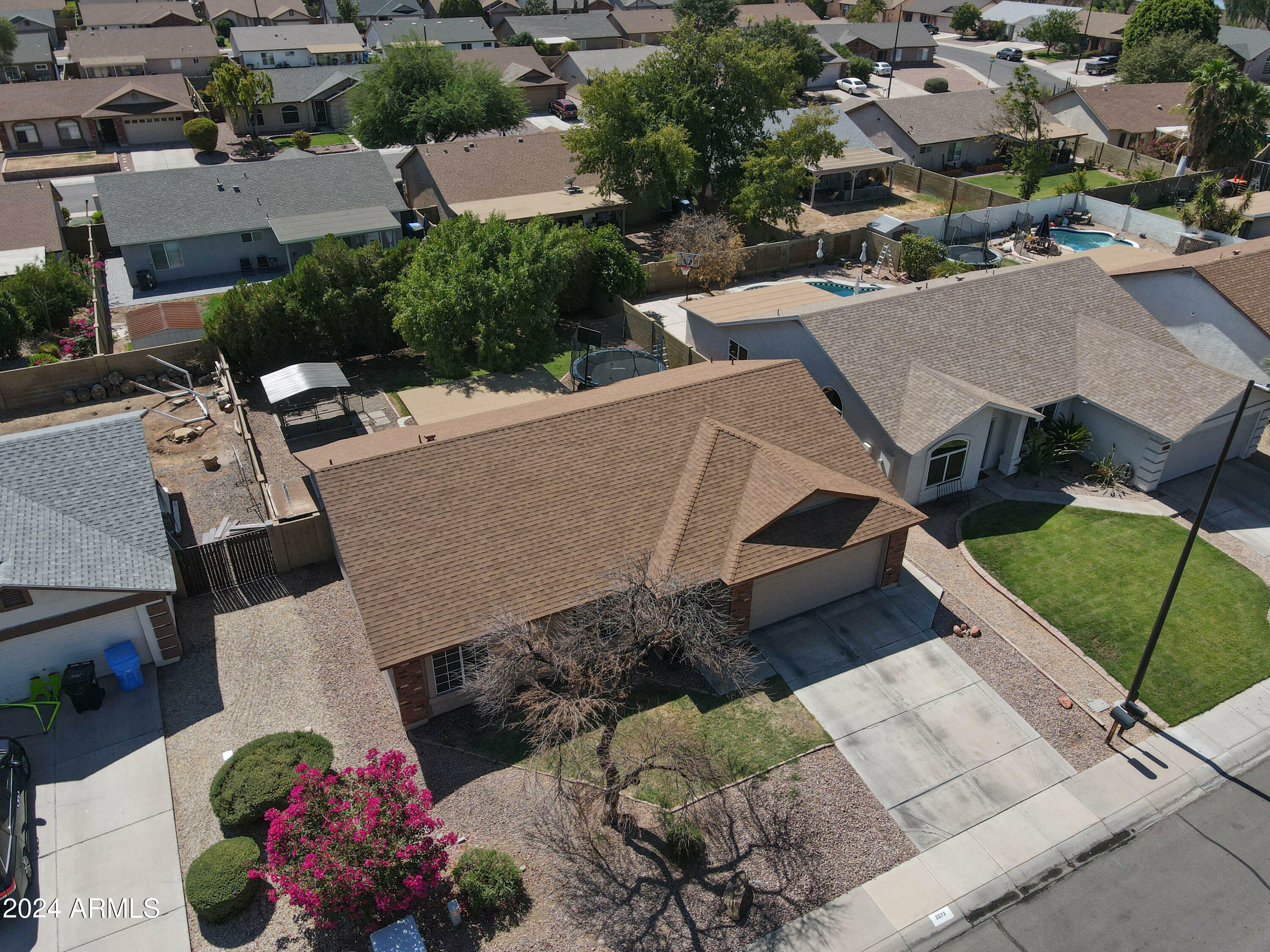 Property Photo:  2073 E Ranch Court  AZ 85296 