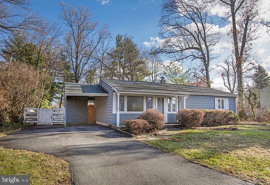 Property Photo:  433 Walnut Ln  NJ 08540 