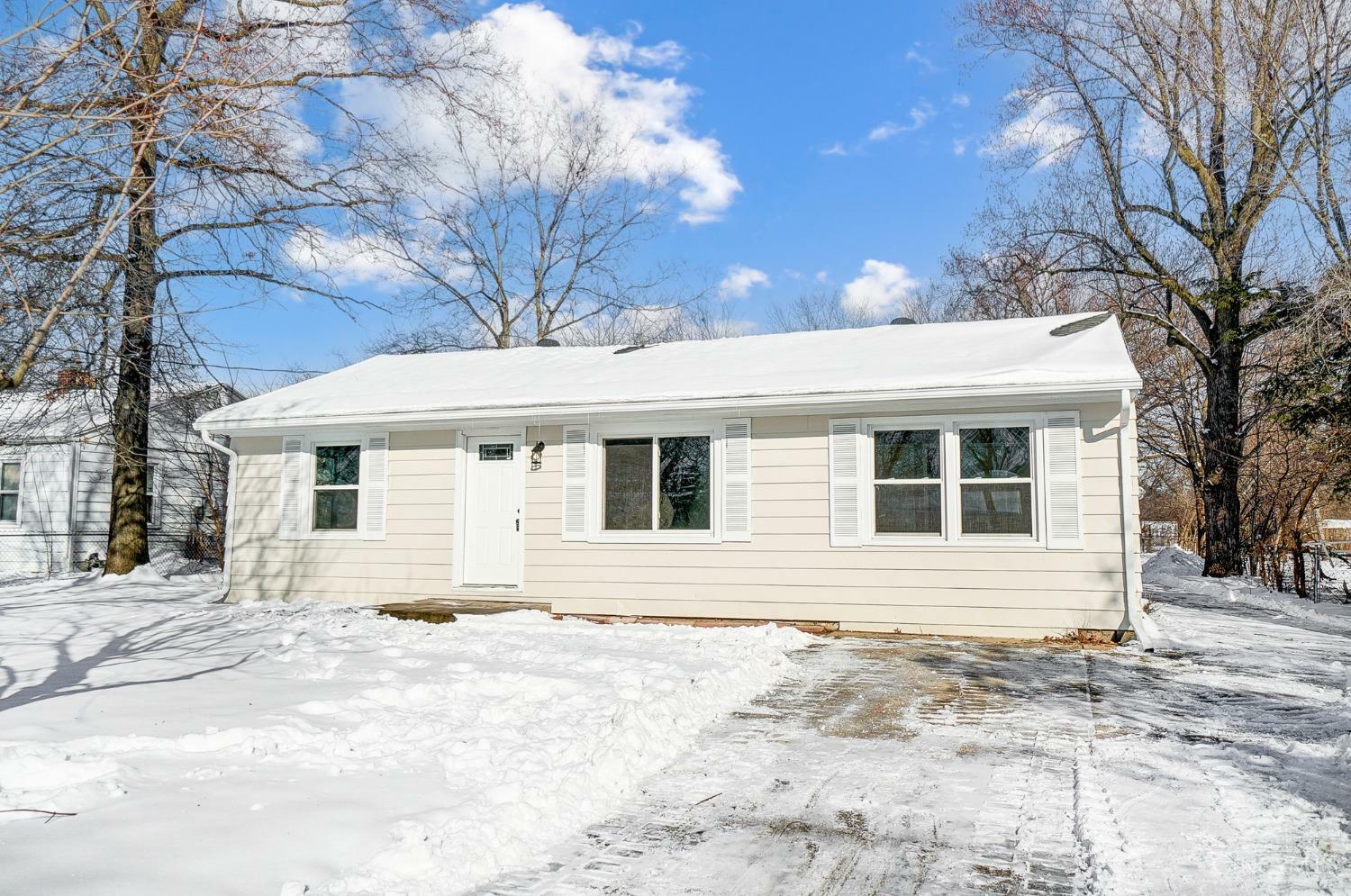 Property Photo:  1403 Hood Avenue  OH 45044 