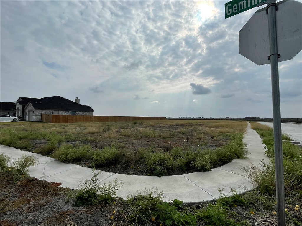 Property Photo: 1517 Gemini Acres Drive TX 78415