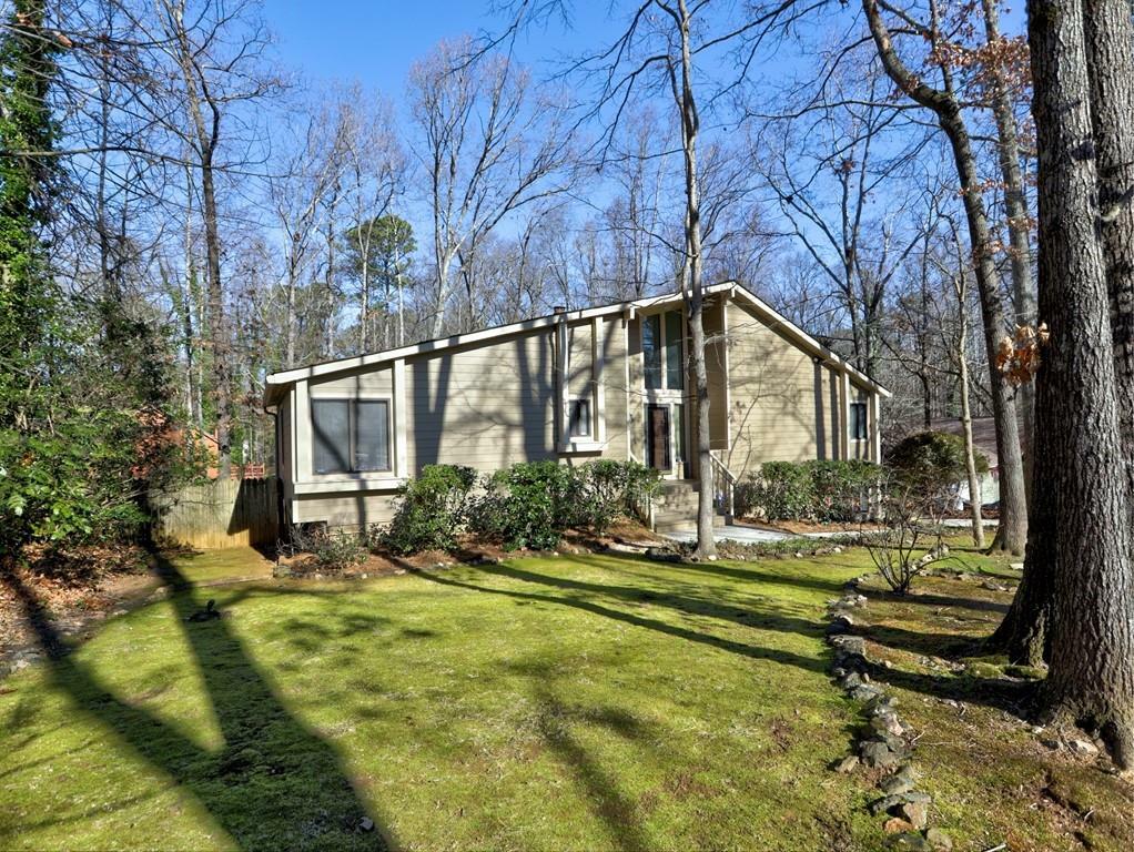 Property Photo:  1550 Oak Creek Drive  GA 30066 