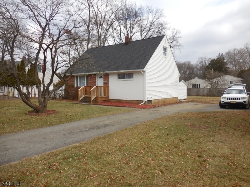 Property Photo:  145 Marion Ct  NJ 07442 