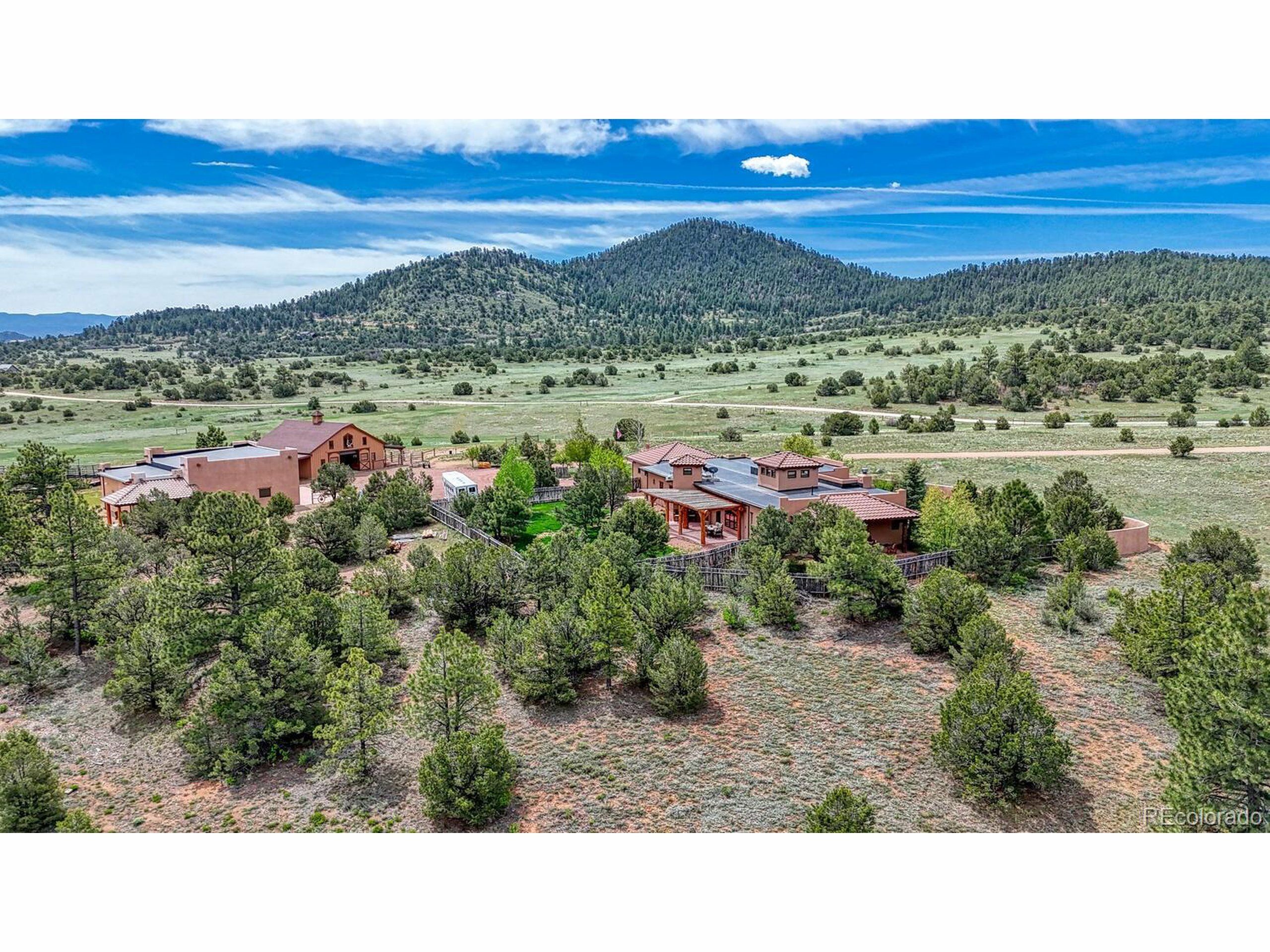 Property Photo: 1328 Round Up Rd CO 81252