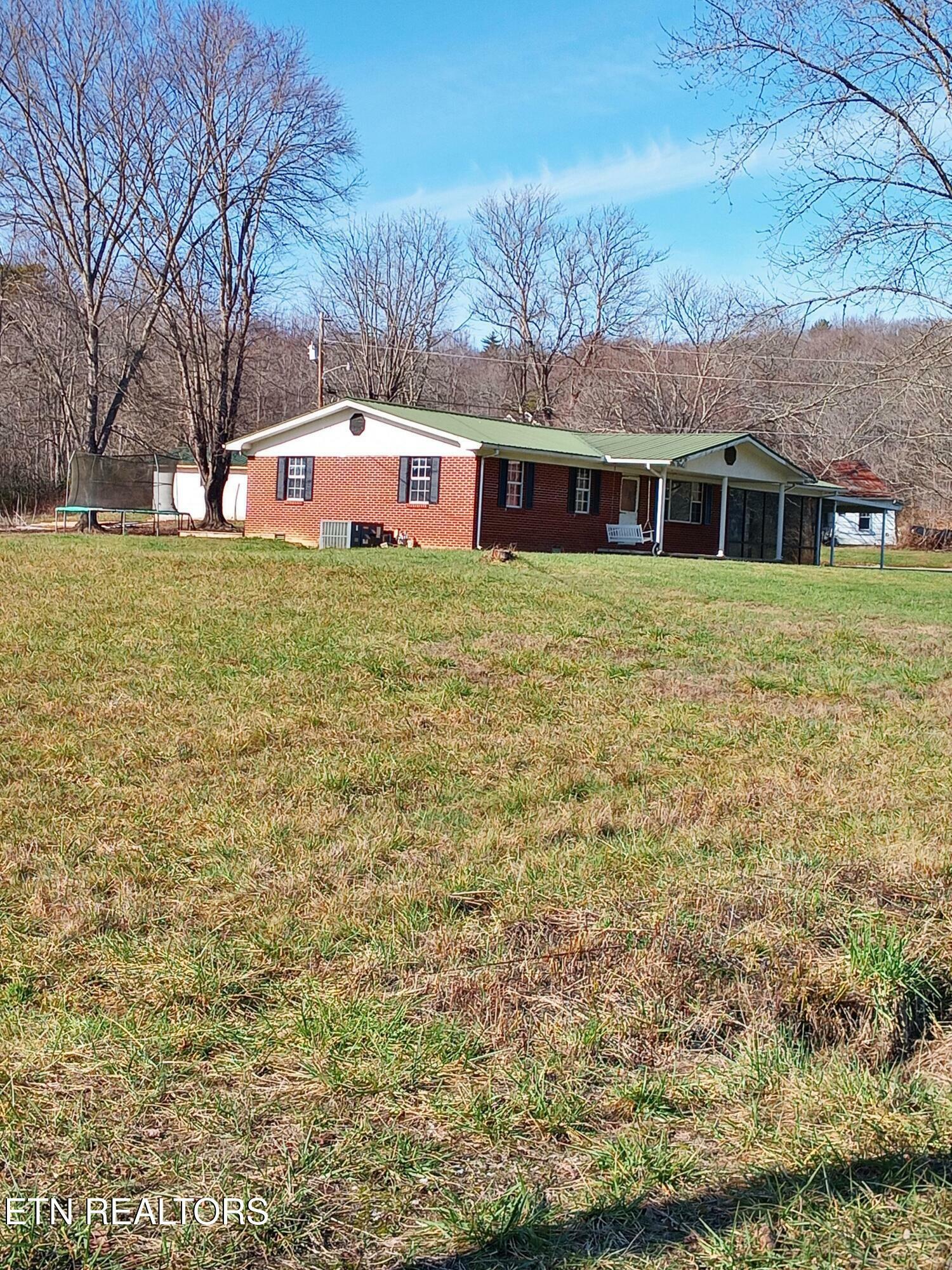 Property Photo:  369 Cash Smith Rd Drive  TN 37841 