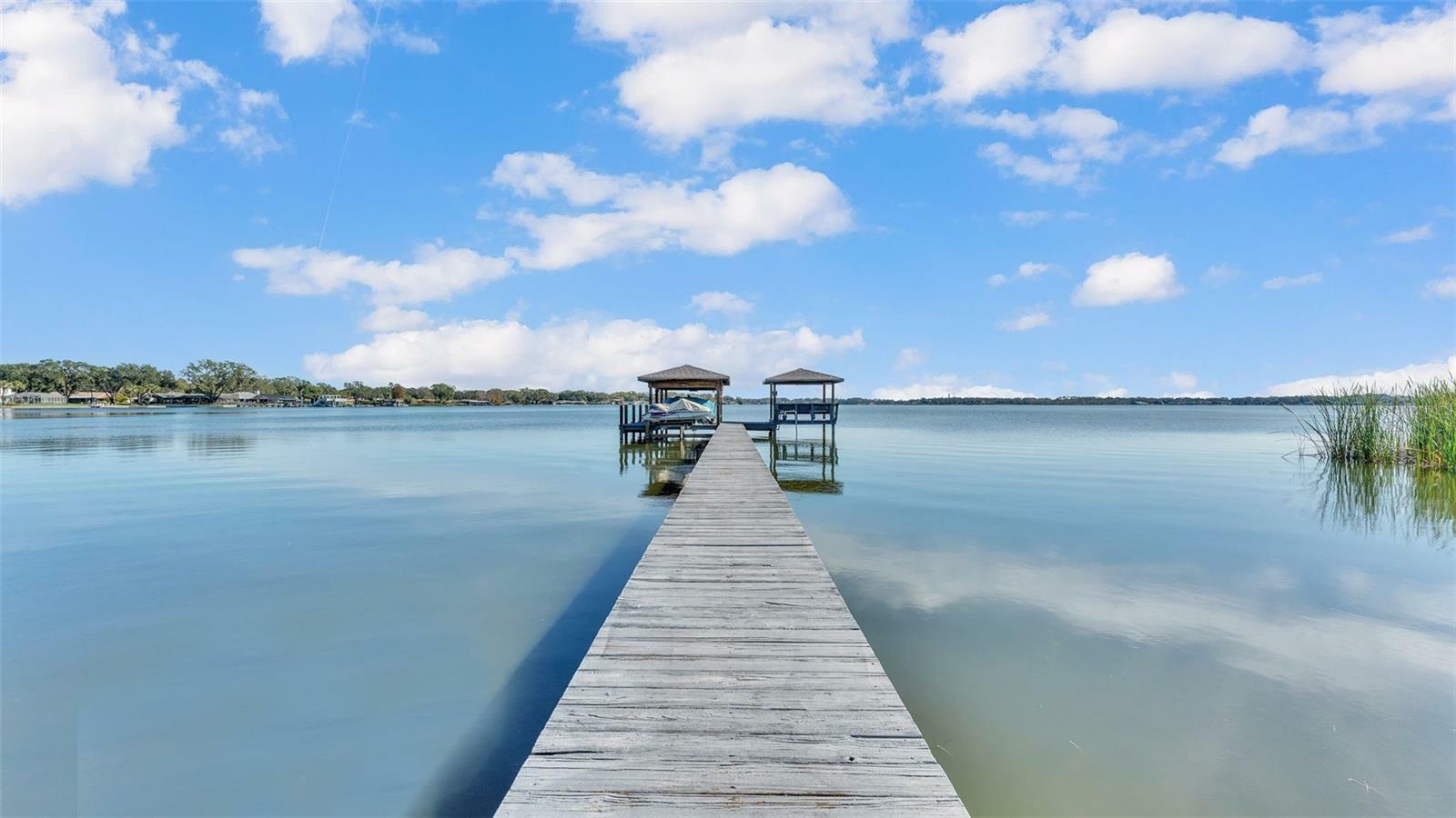 Property Photo:  809 Fairlane Drive  FL 33809 