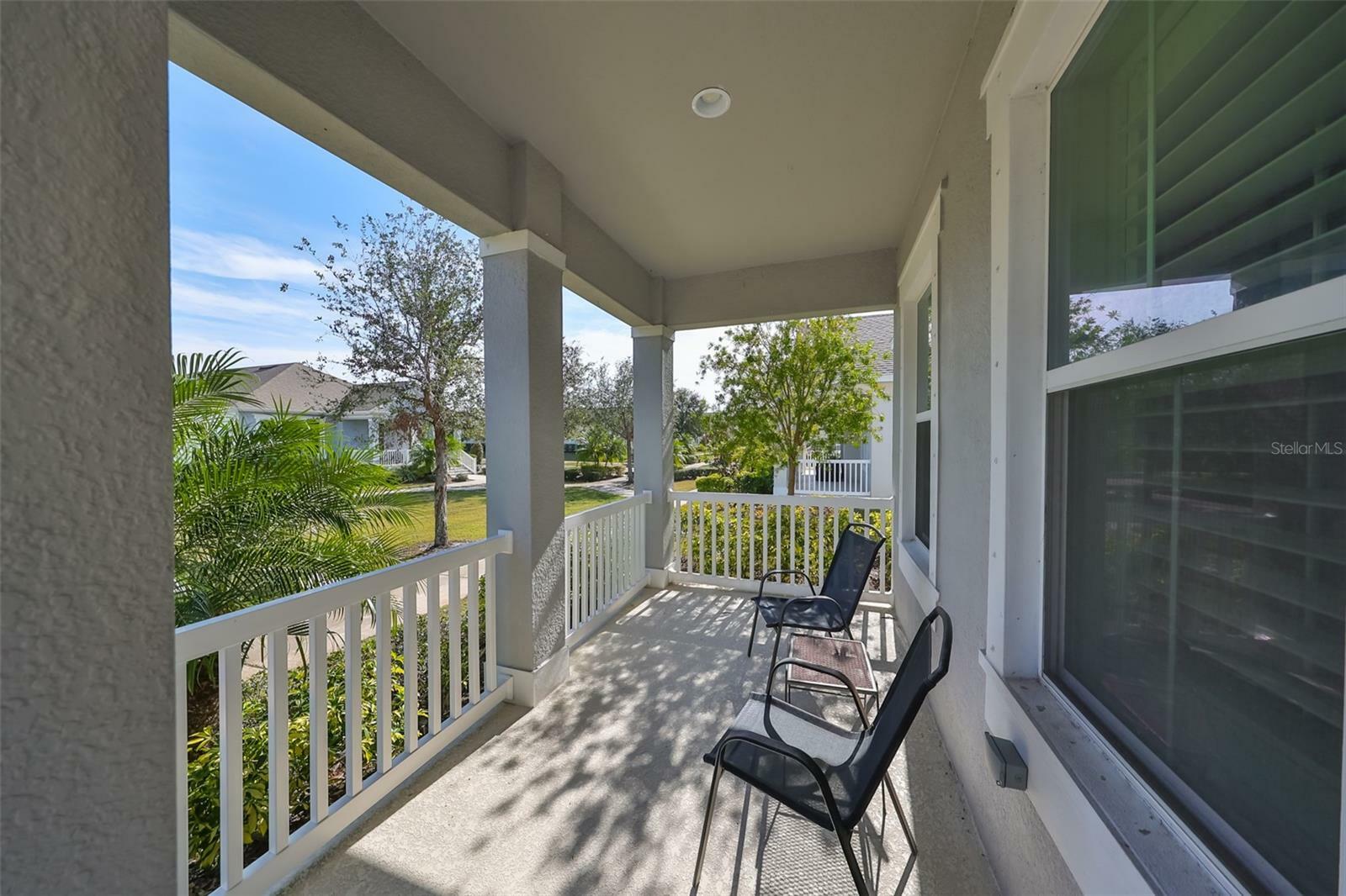 Property Photo:  727 Winterside Drive  FL 33572 