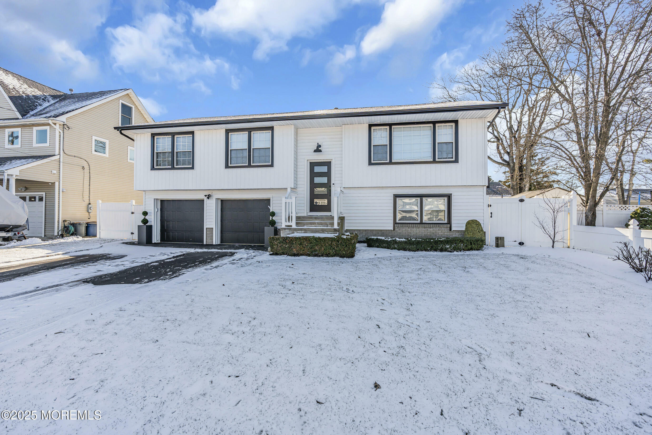 Property Photo:  2344 Cardinal Drive  NJ 08742 