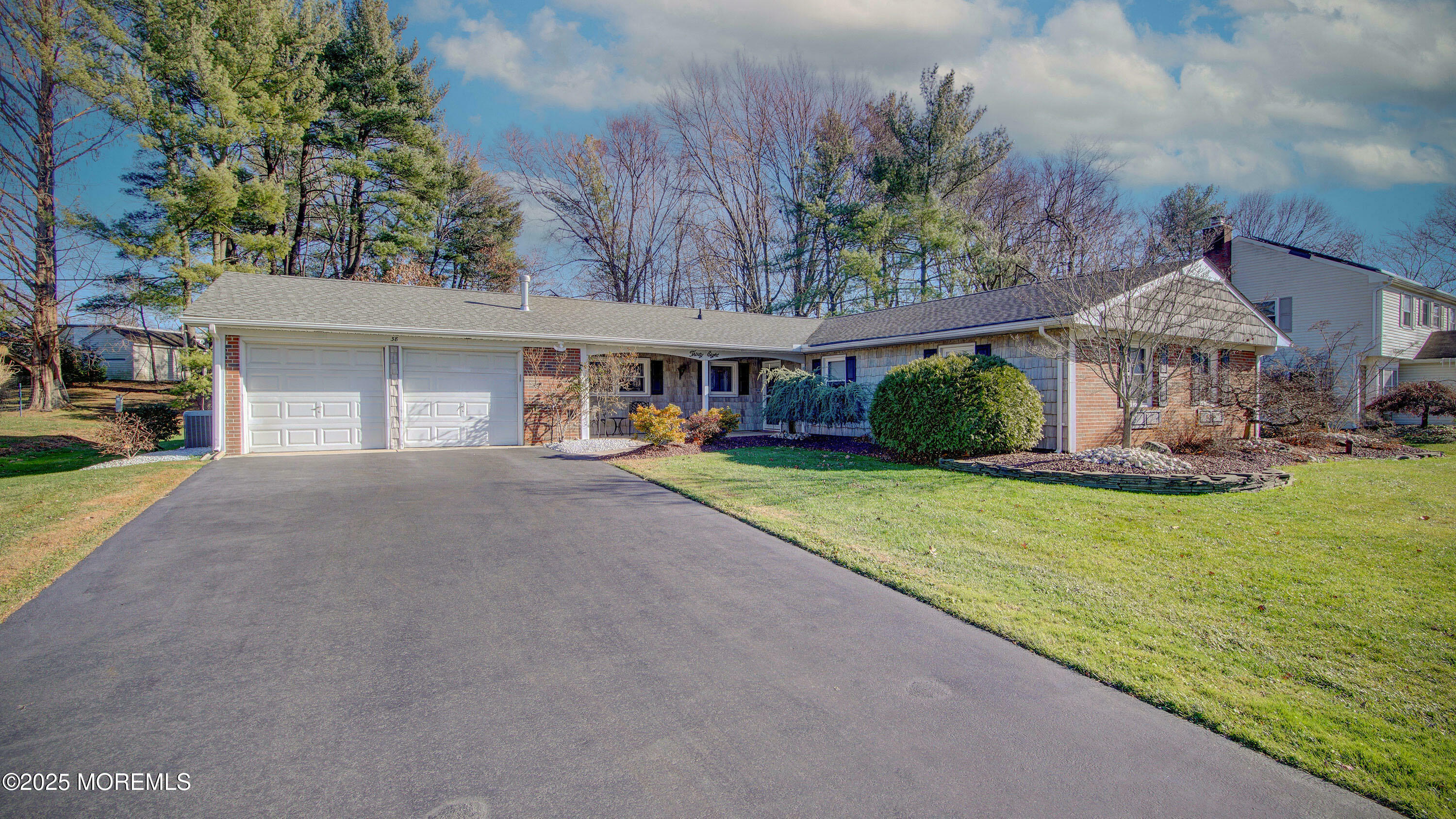 38 Mistletoe Drive  Matawan NJ 07747 photo