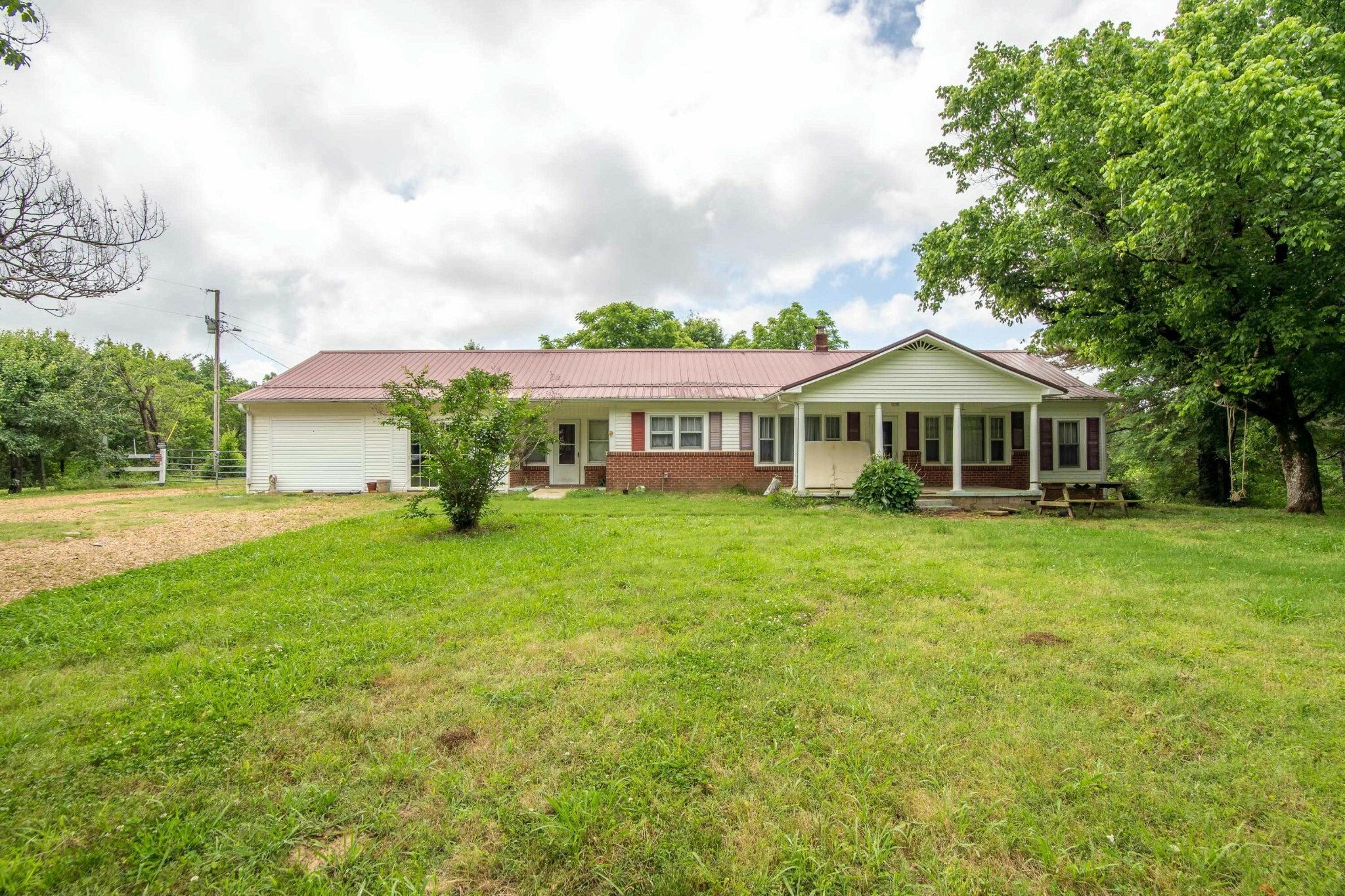 Property Photo:  6800 Glendale Rd  TN 38361 