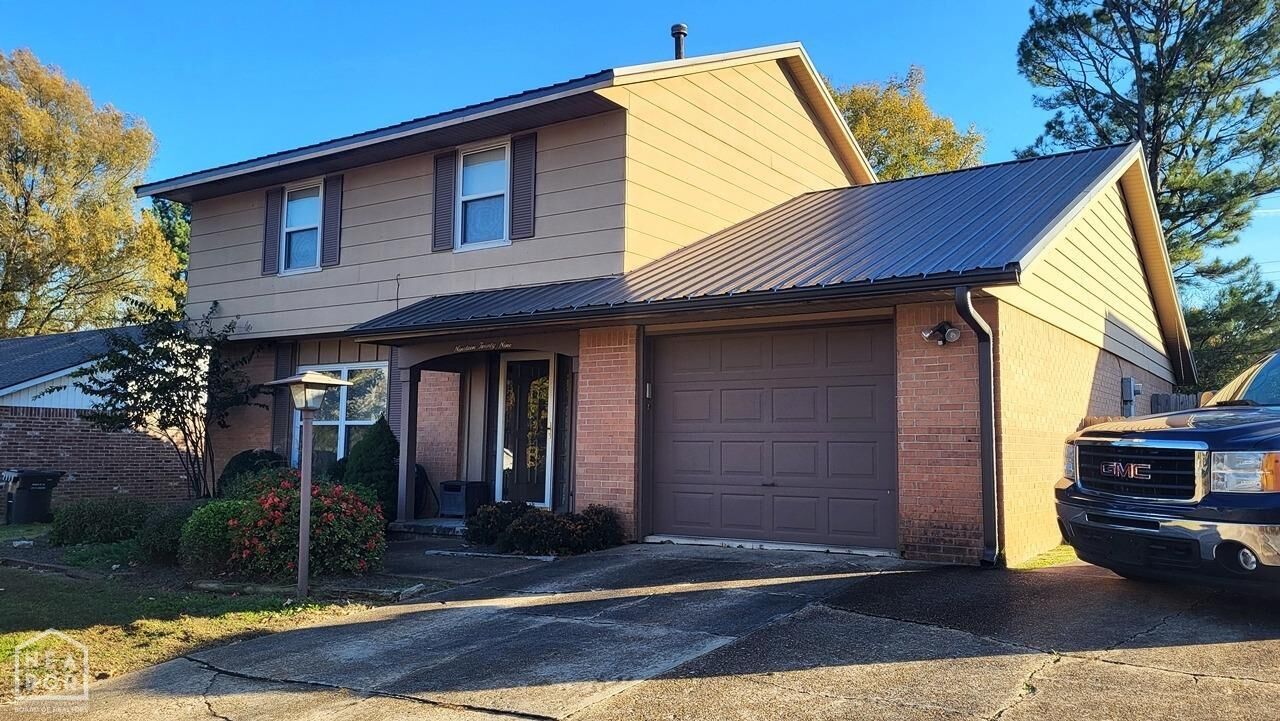 Property Photo:  1929 W Nettleton Avenue  AR 72401 