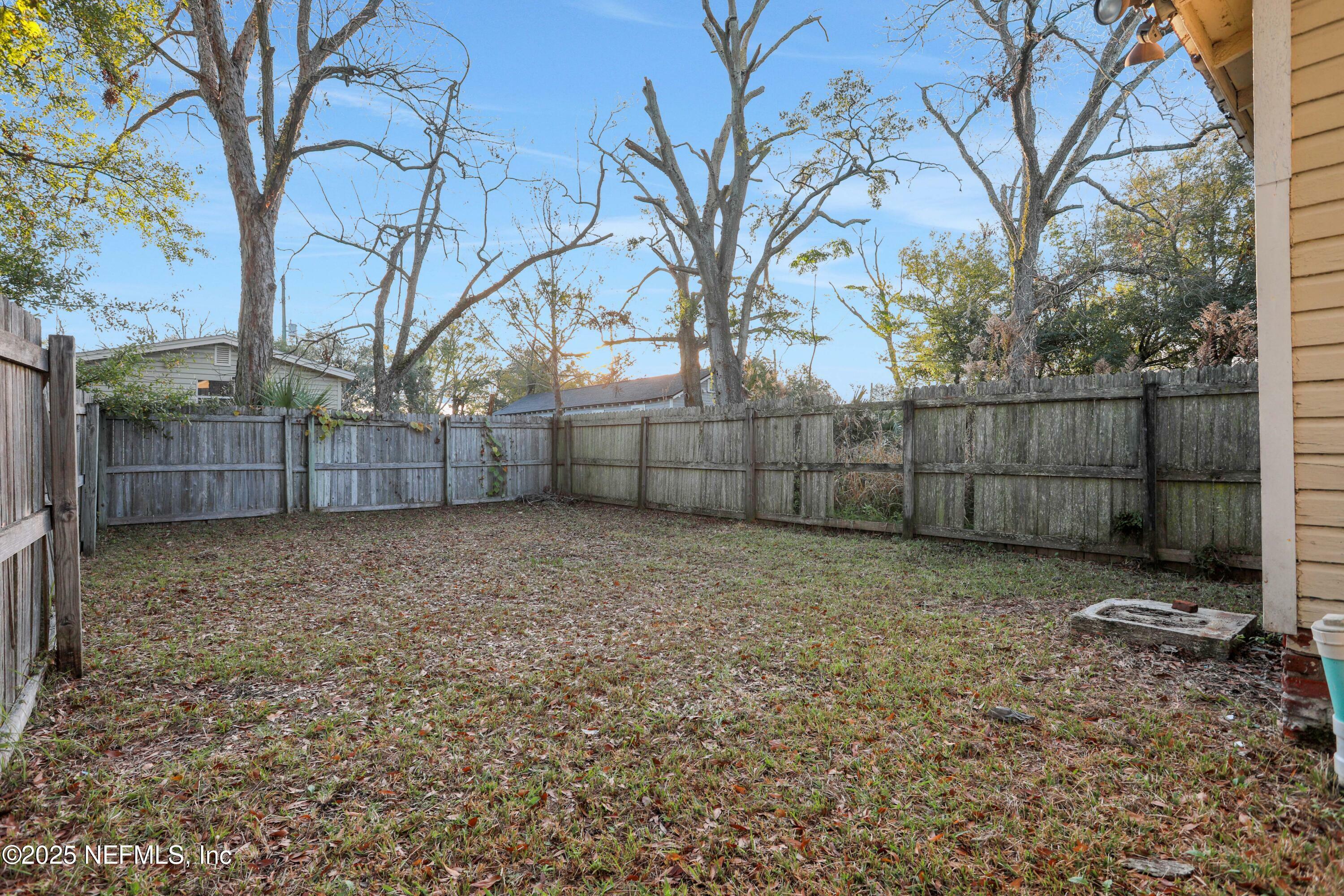 Property Photo:  1327 Cleveland Street  FL 32209 