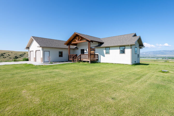 Property Photo:  182 Cottonwood Road  MT 59644