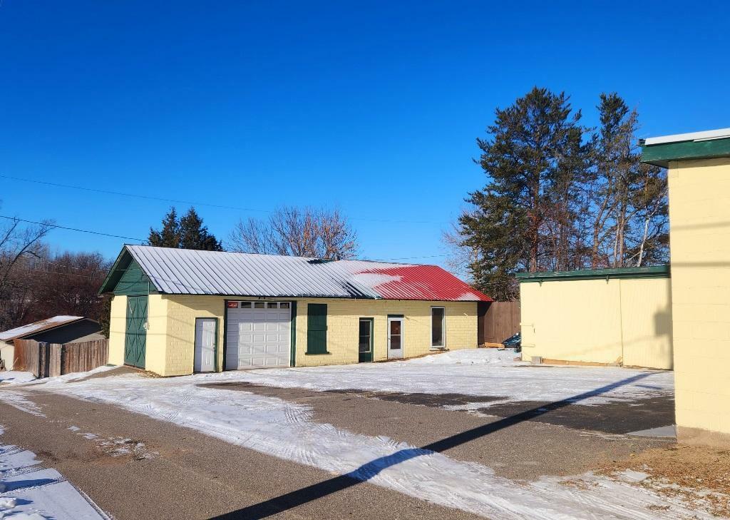 Property Photo: 114 3rd Avenue MN 55709