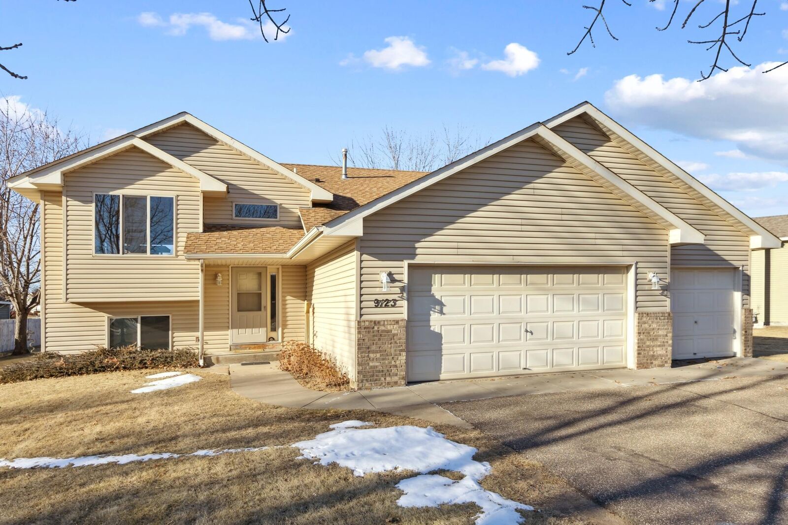 Property Photo: 9123 Farmstead Avenue MN 55362