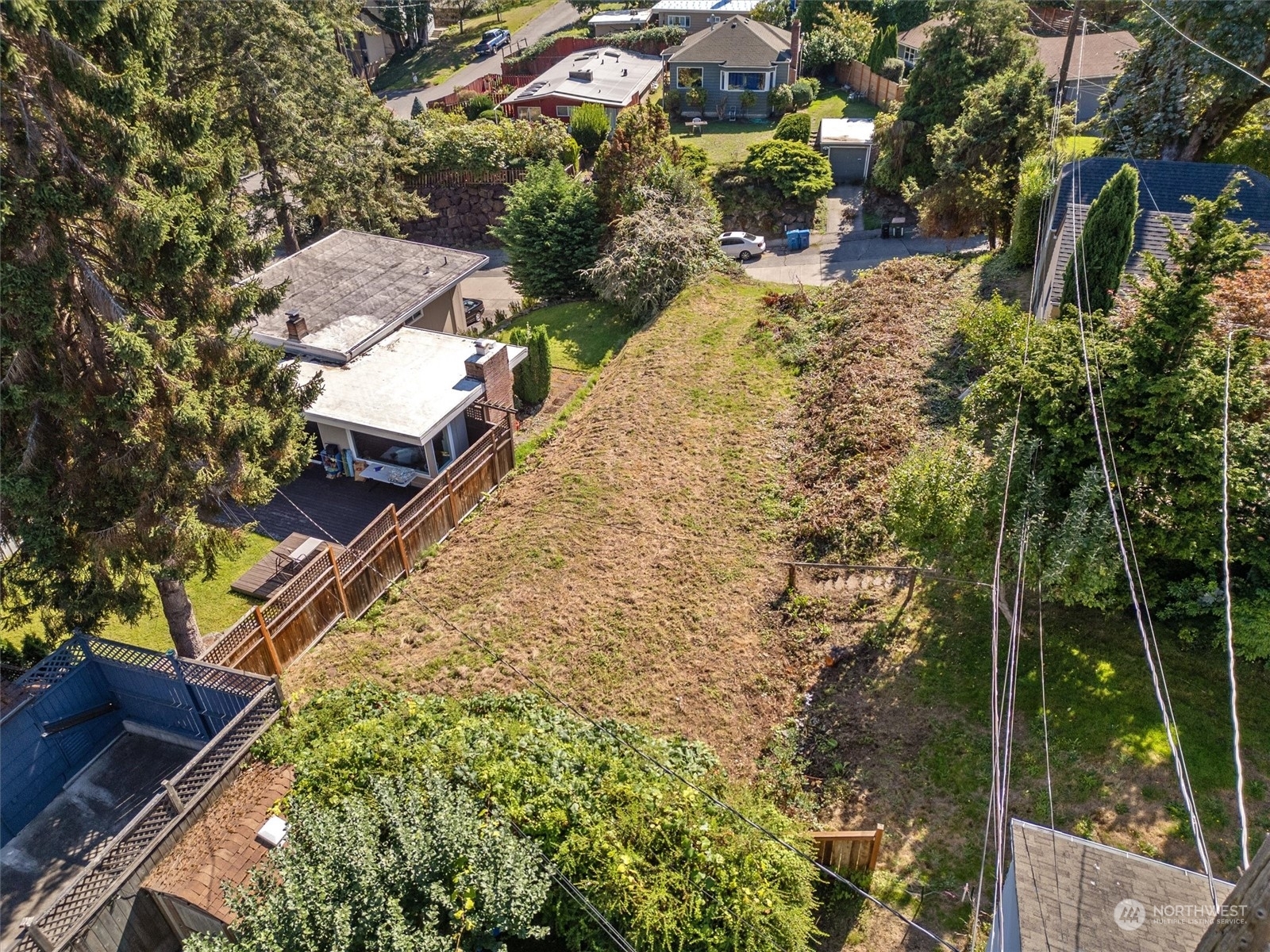 Property Photo:  710 W Cremona Street  WA 98119 