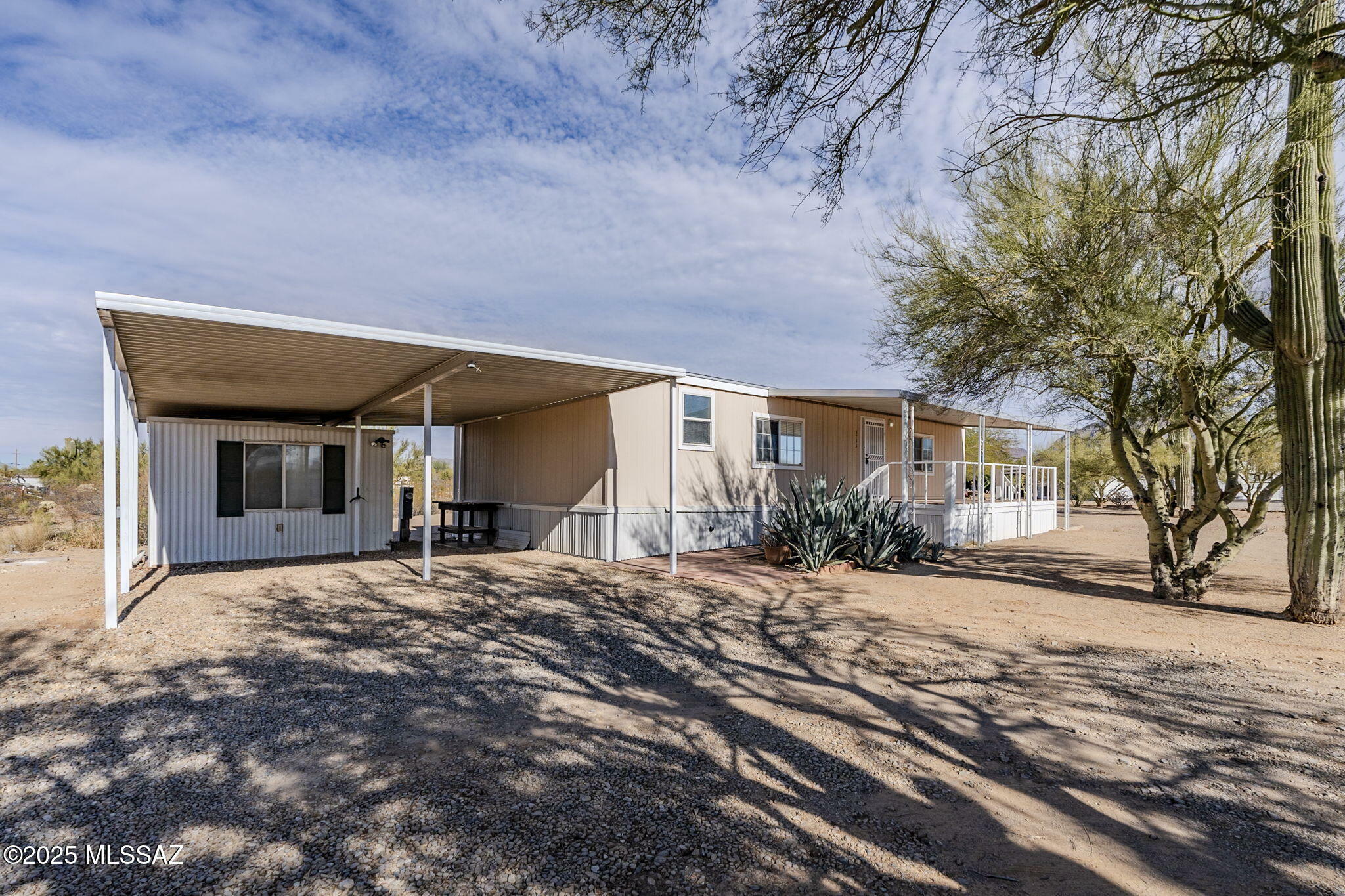 Property Photo:  3733 S San Joaquin Road  AZ 85741 