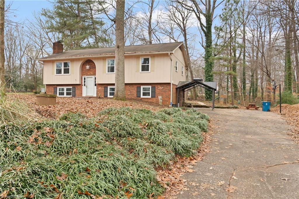 Property Photo:  260 Creekwood Drive  NC 27006 