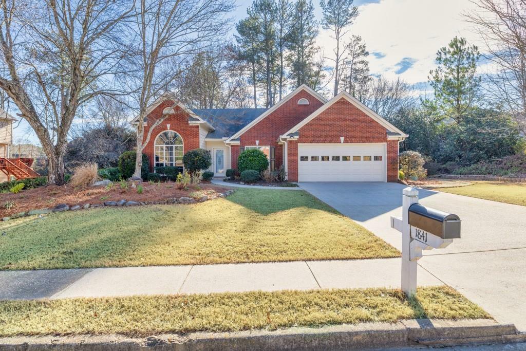 Property Photo: 1841 Fontana Lane GA 30043