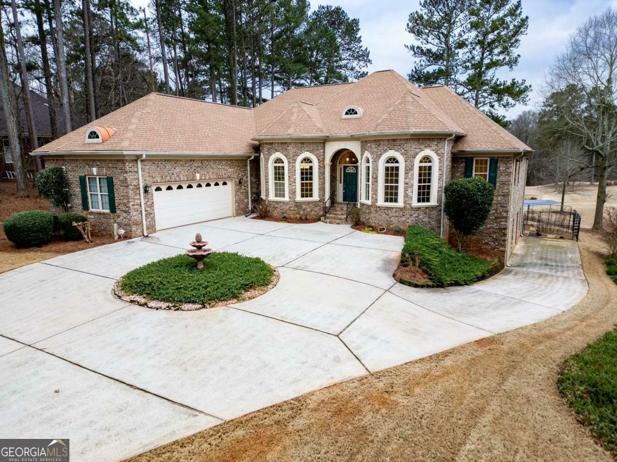 Property Photo:  1010 Lane Creek Court  GA 30621 