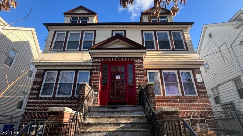 Property Photo:  307 N 12th St  NJ 07107 