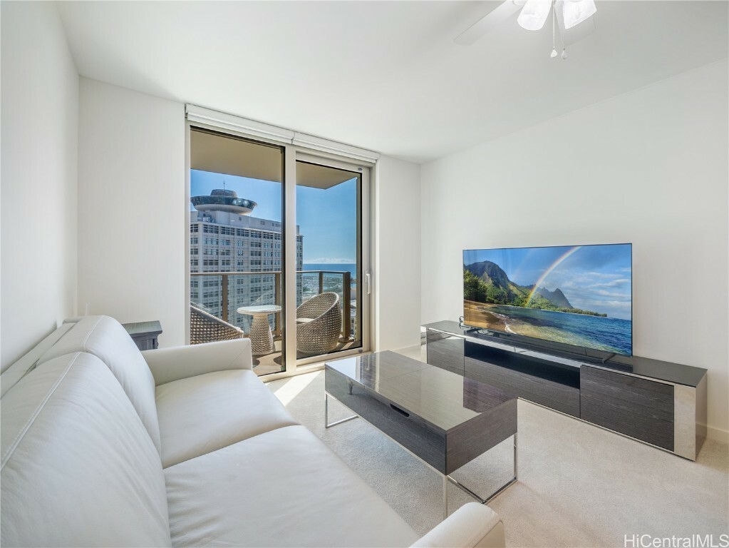 Property Photo:  1388 Kapiolani Boulevard 2205  HI 96814 