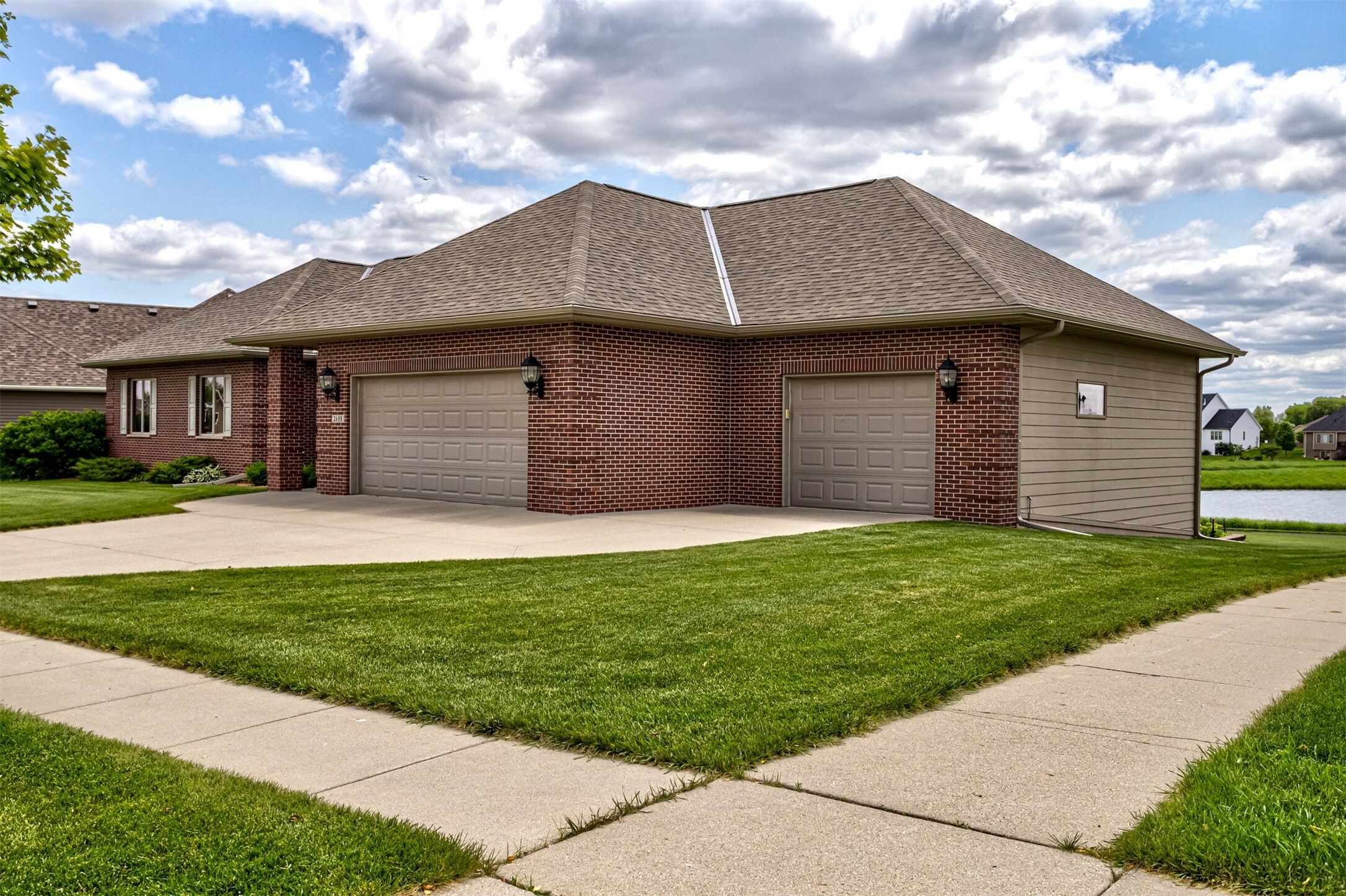 Property Photo: 2608 Cottonwood Road IA 50014