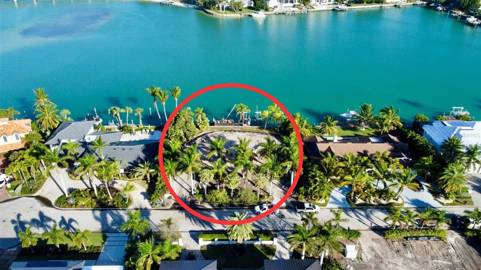 Property Photo: 109 N Warbler Lane FL 34236