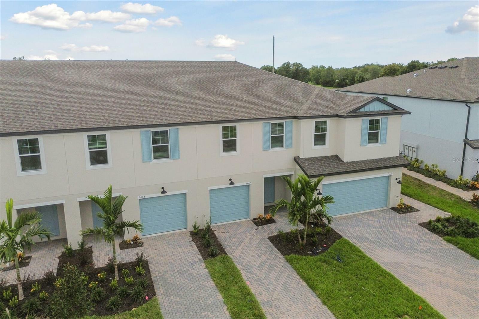 Property Photo:  5447 Tripoli Drive  FL 34221 