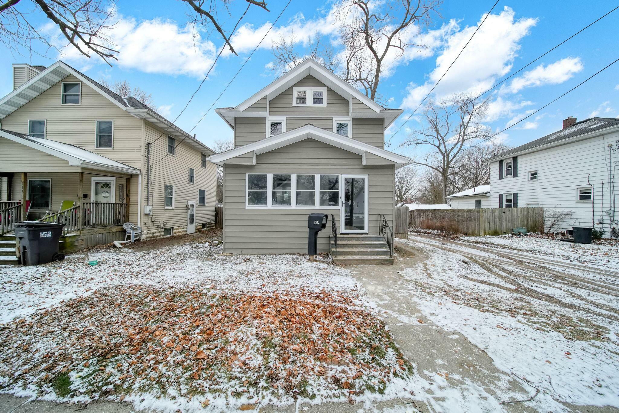 Property Photo:  215 N Durand Street  MI 49202 