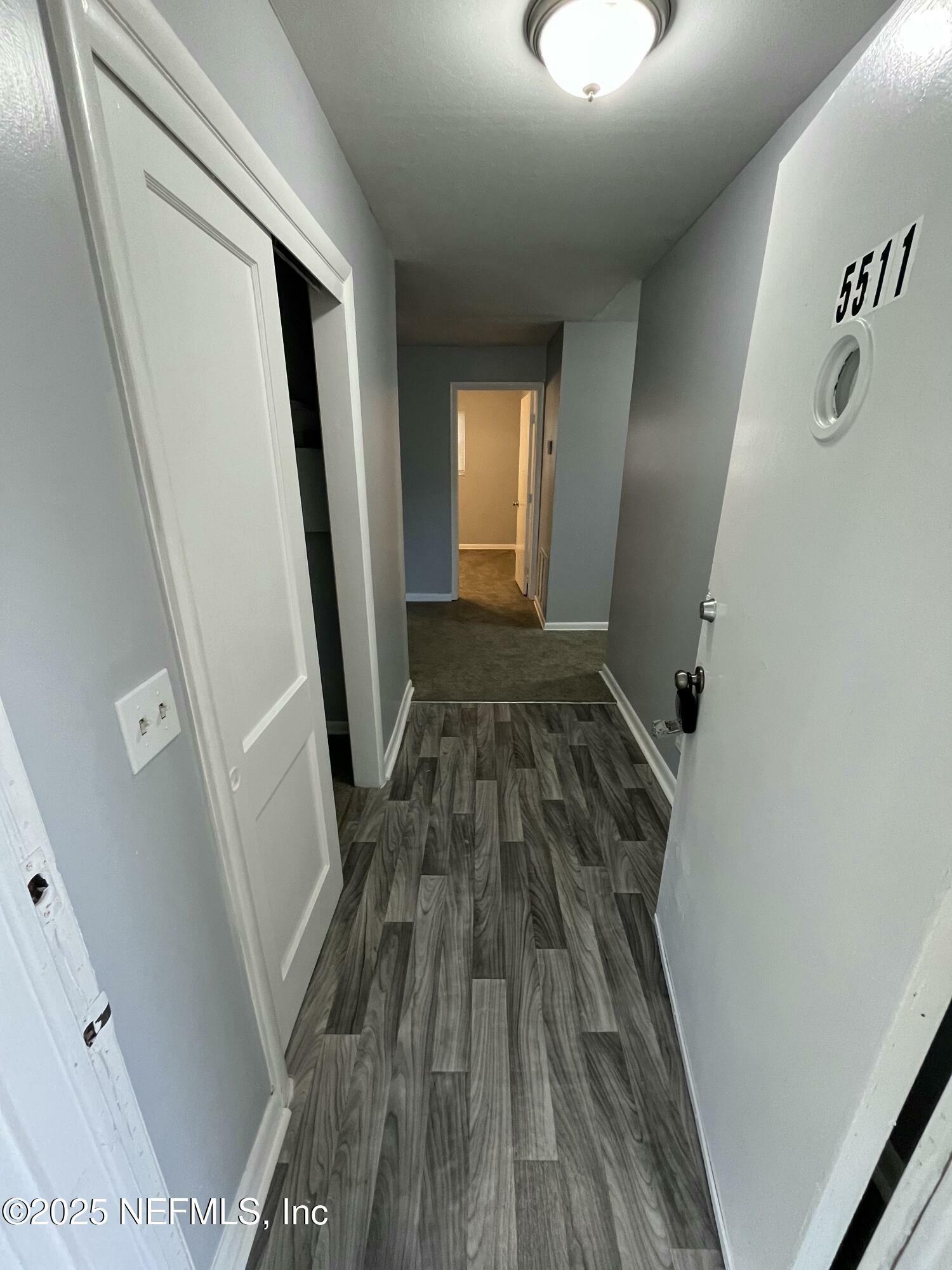 Property Photo: 5511 Playa Way FL 32211