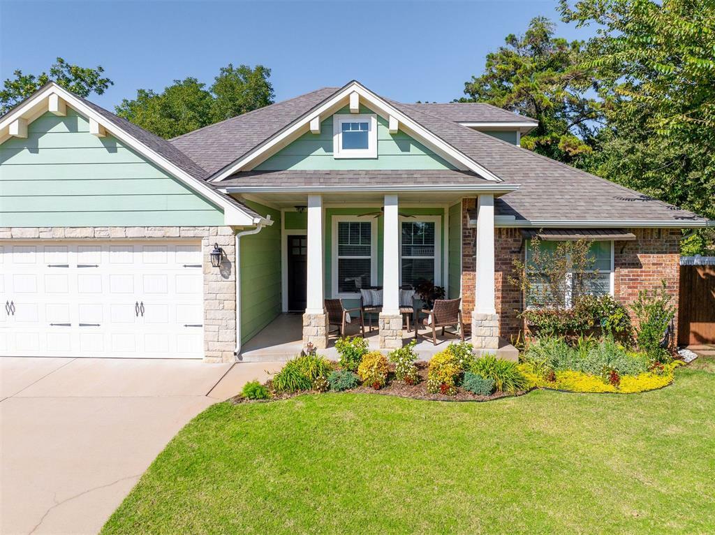 Property Photo:  3725 Oakridge Circle  OK 73034 