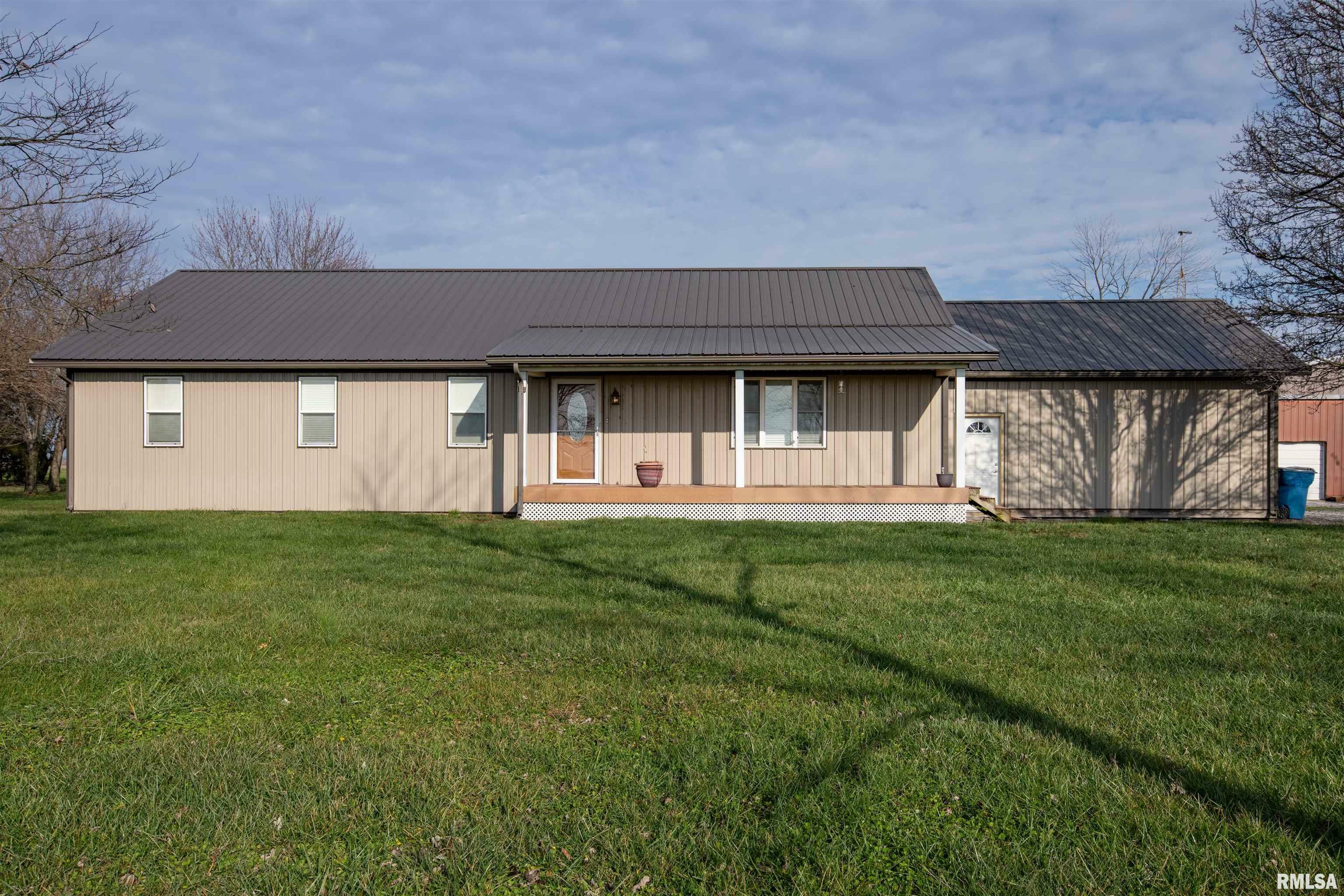 Property Photo:  2647 Dowell Road  IL 62832 