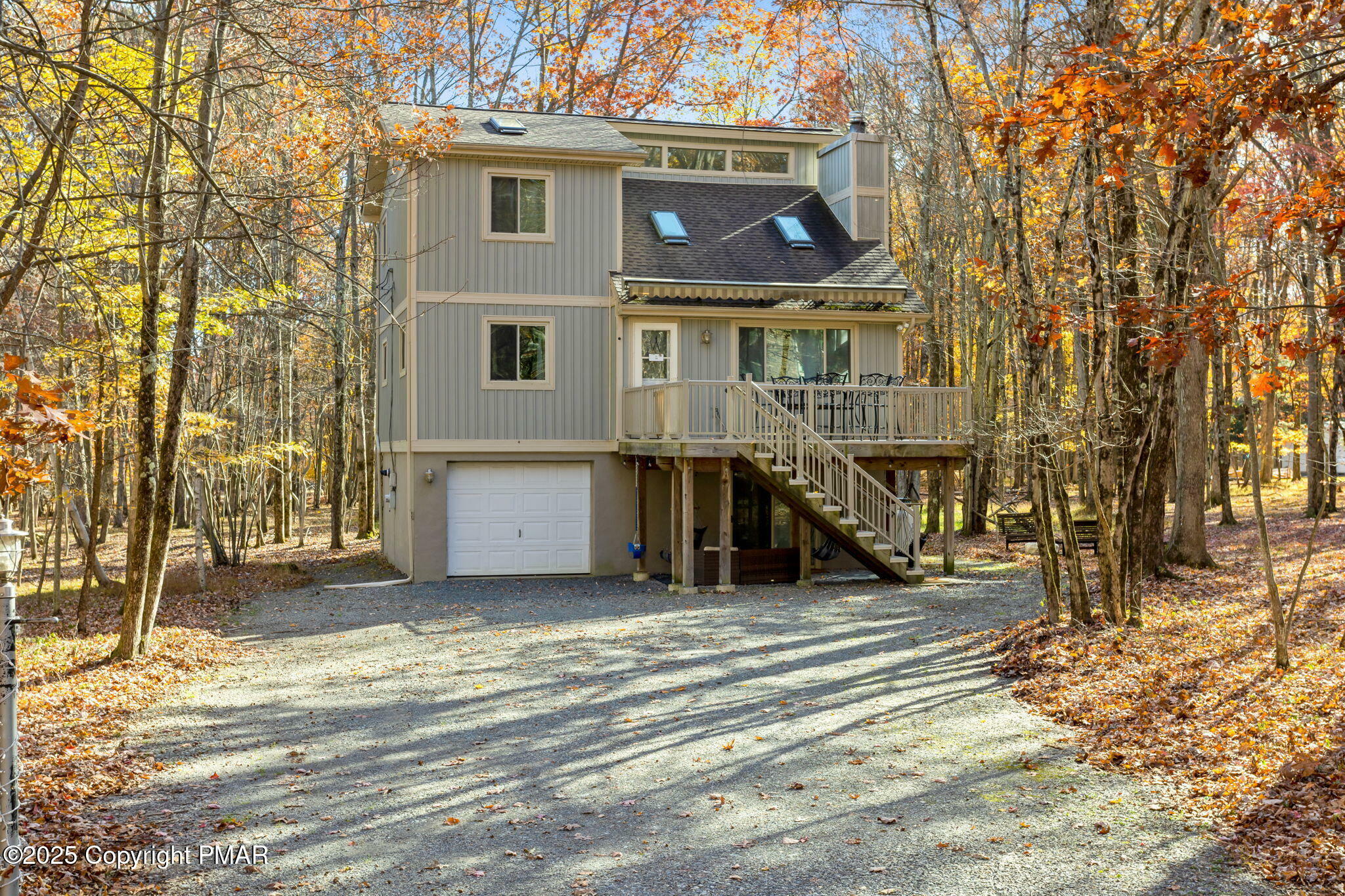 Property Photo:  132 Keats Lane  PA 18210 