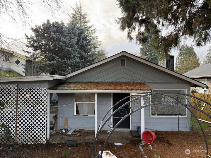127 W Alder Street  Shelton WA 98584 photo