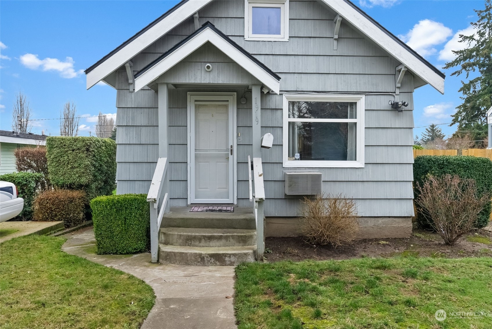 1919 S Sprague Avenue  Tacoma WA 98405 photo