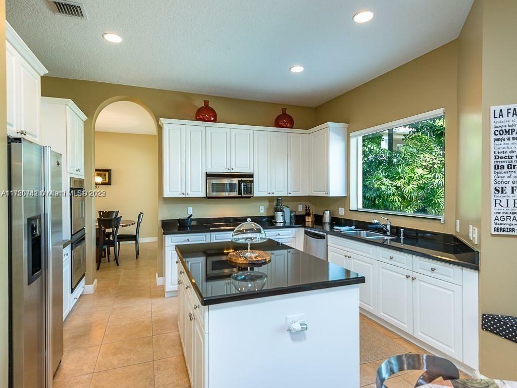 Property Photo:  9779 Palma Vista Way  FL 33428 