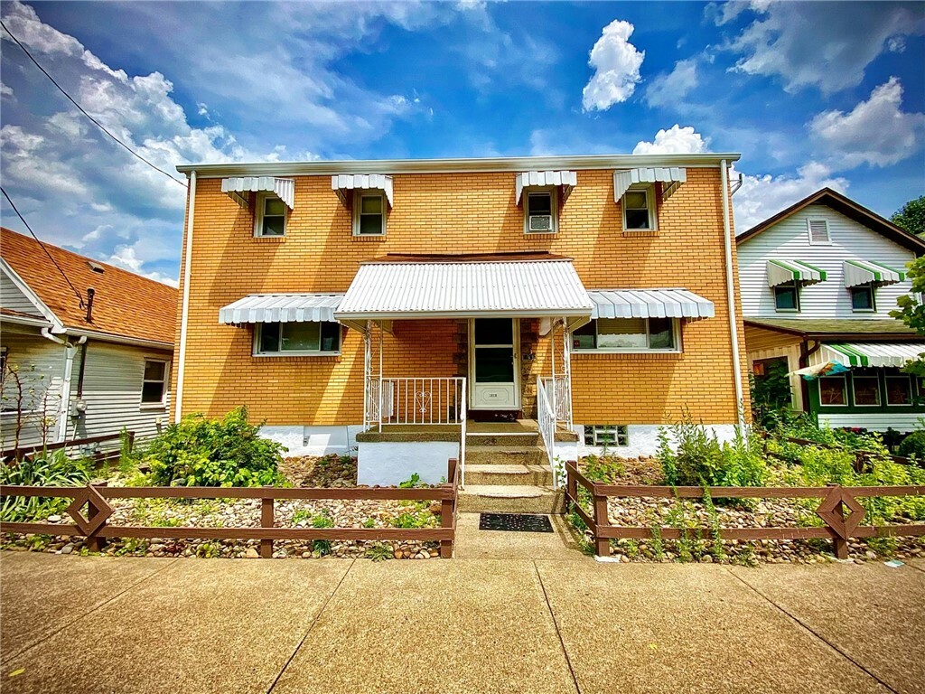 Property Photo: 1828 3rd Ave PA 15068