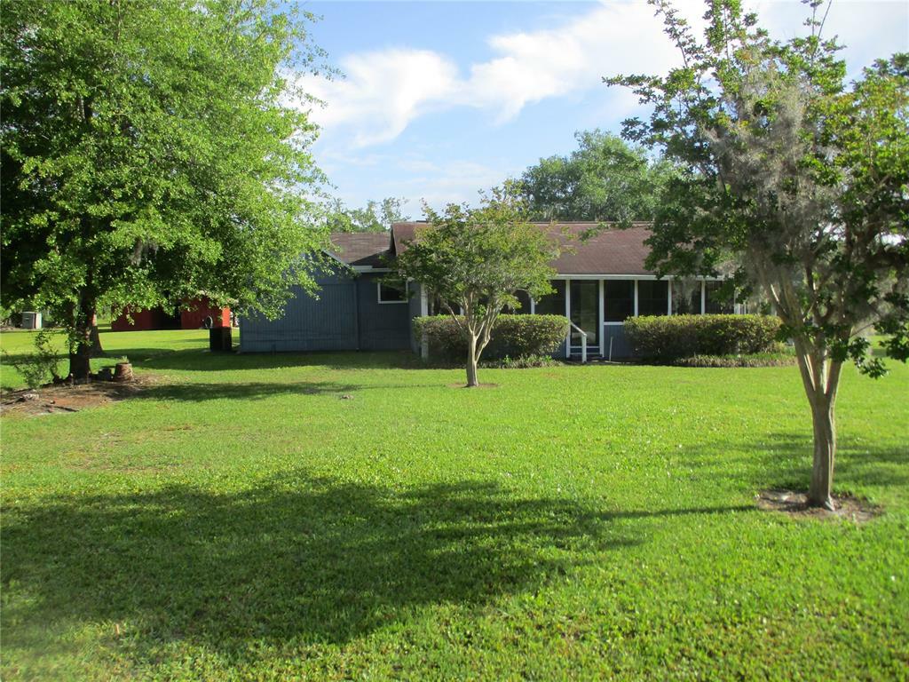 Property Photo:  27205 Magnolia Avenue  FL 32046 