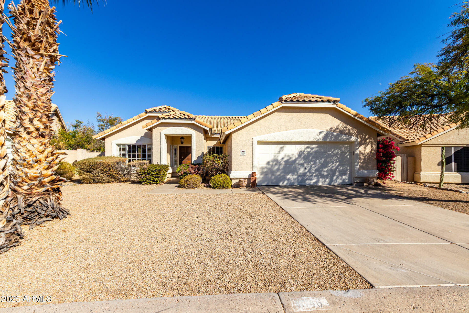 Property Photo:  16146 E Gleneagle Drive  AZ 85268 