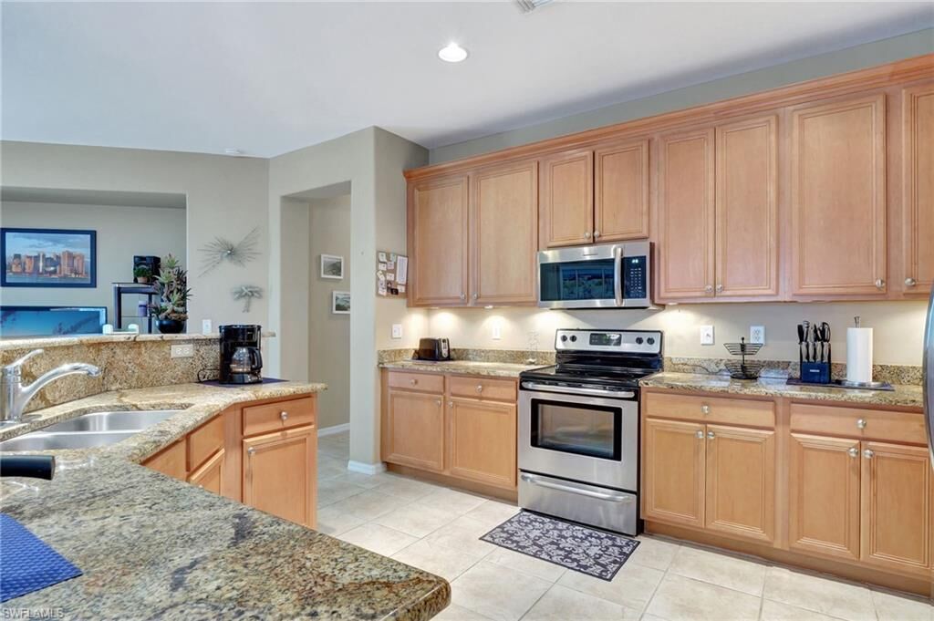 Property Photo:  8040 Liriope Loop  FL 33972 