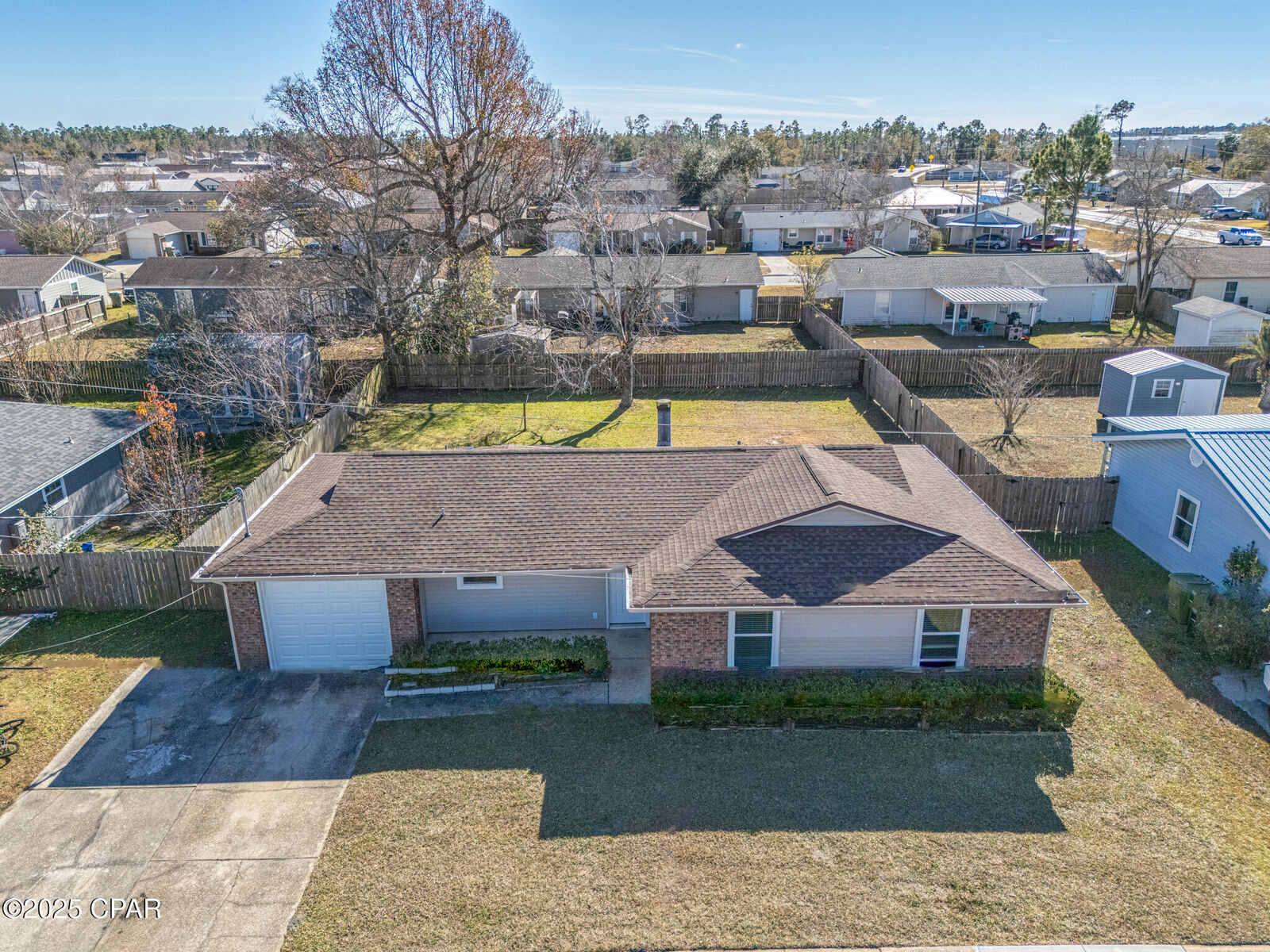 Property Photo: 505 Amy Street FL 32444