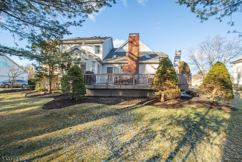 Property Photo:  7 Brentwood Ct  NJ 07470 