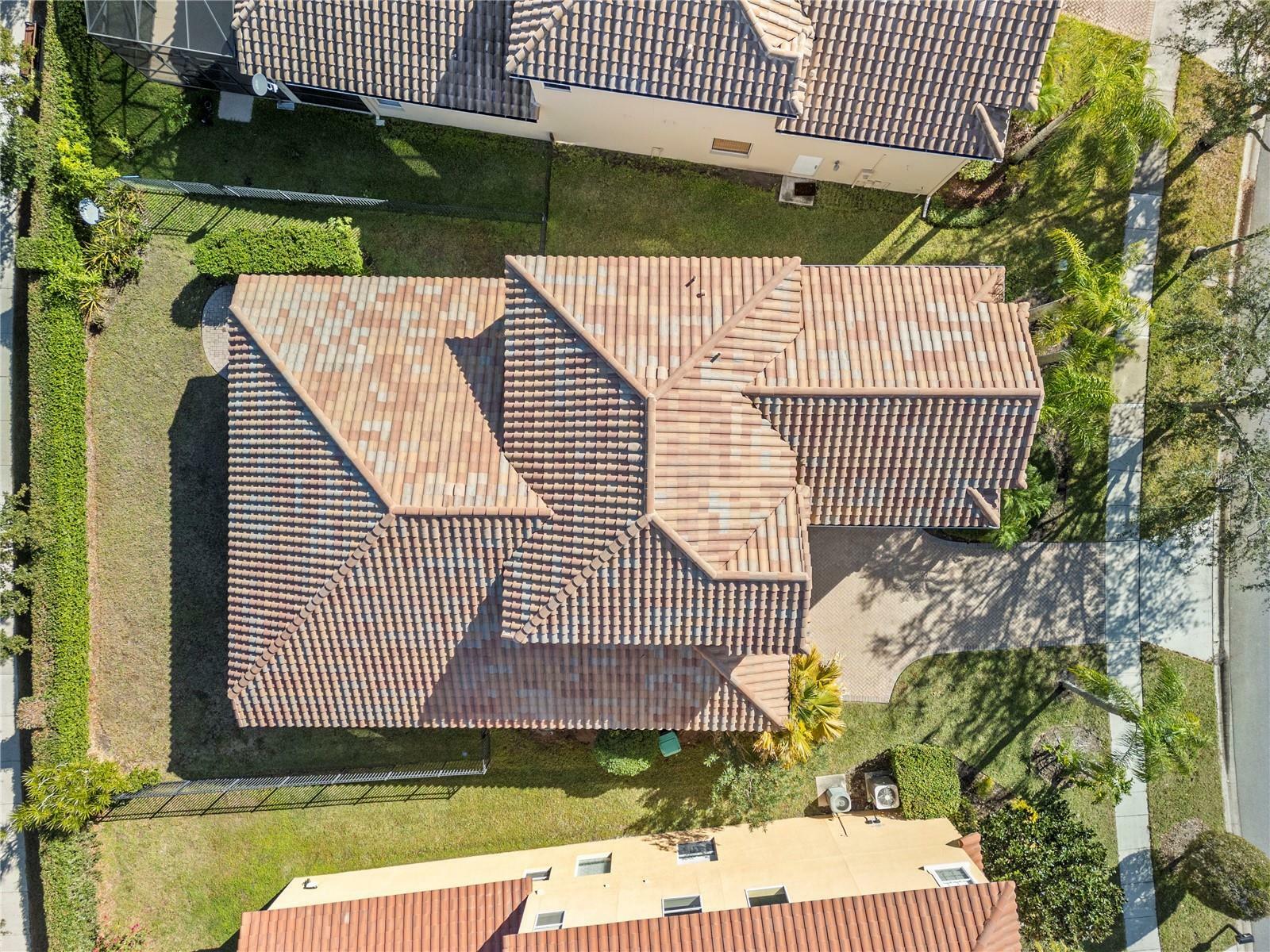 Property Photo: 1712 Whitney Isles Drive FL 34786