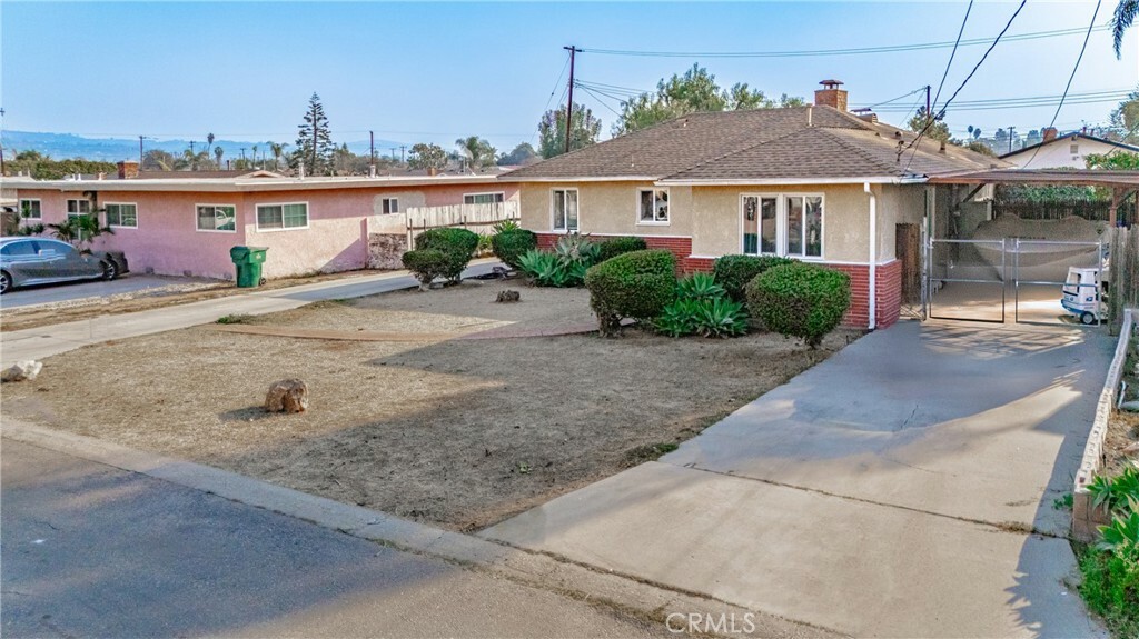 Property Photo: 11112 Canelo Road CA 90604